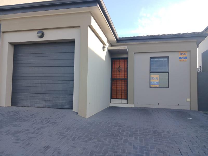 2 Bedroom Property for Sale in Parklands Western Cape